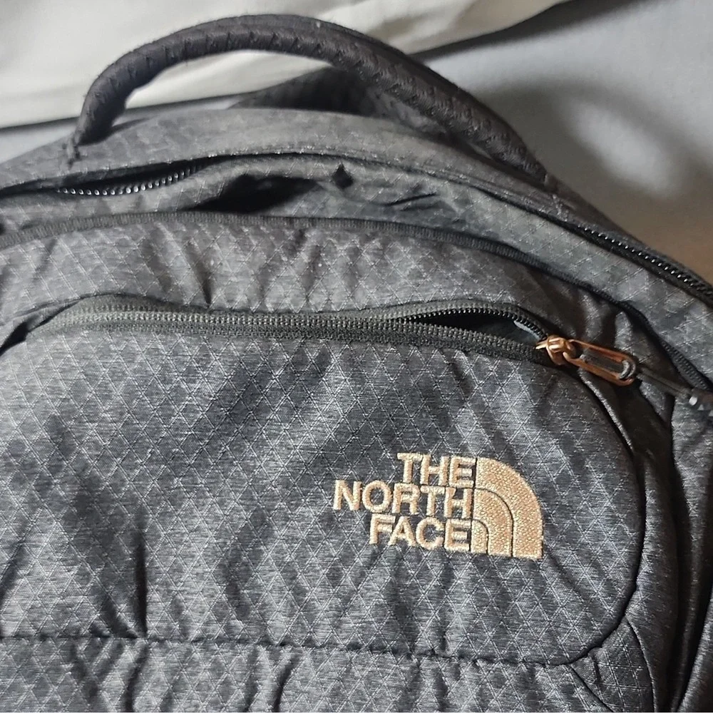 the north face hiking black recon back pack